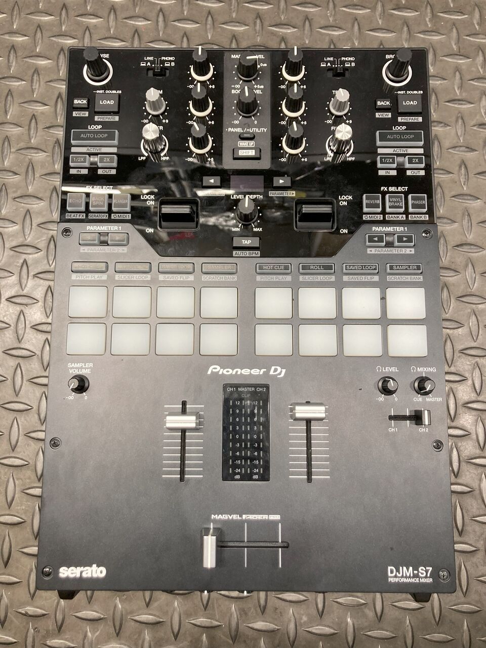 中古機材】PIONEER DJ DJM-S7 がUSEDで入荷！！ : ディスク