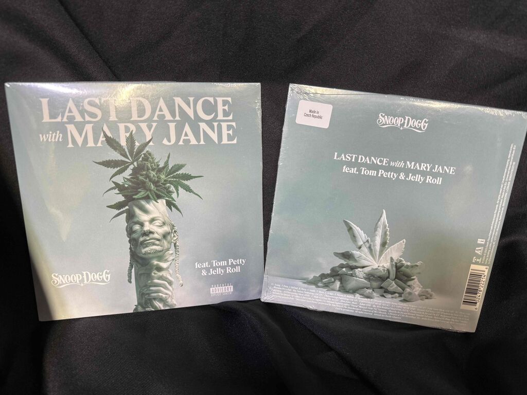 じょうじ69出品 □6/23(火) SNOOP DOGG / LAST DANCE WITH MARY JANE 中古7インチ