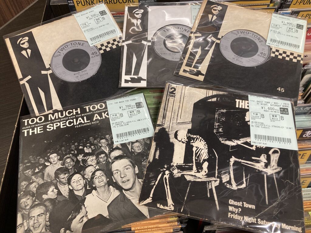 7/22(水)PUNK/HARDCORE中古レコード新入荷情報】70's PUNK/GARAGE, NEO