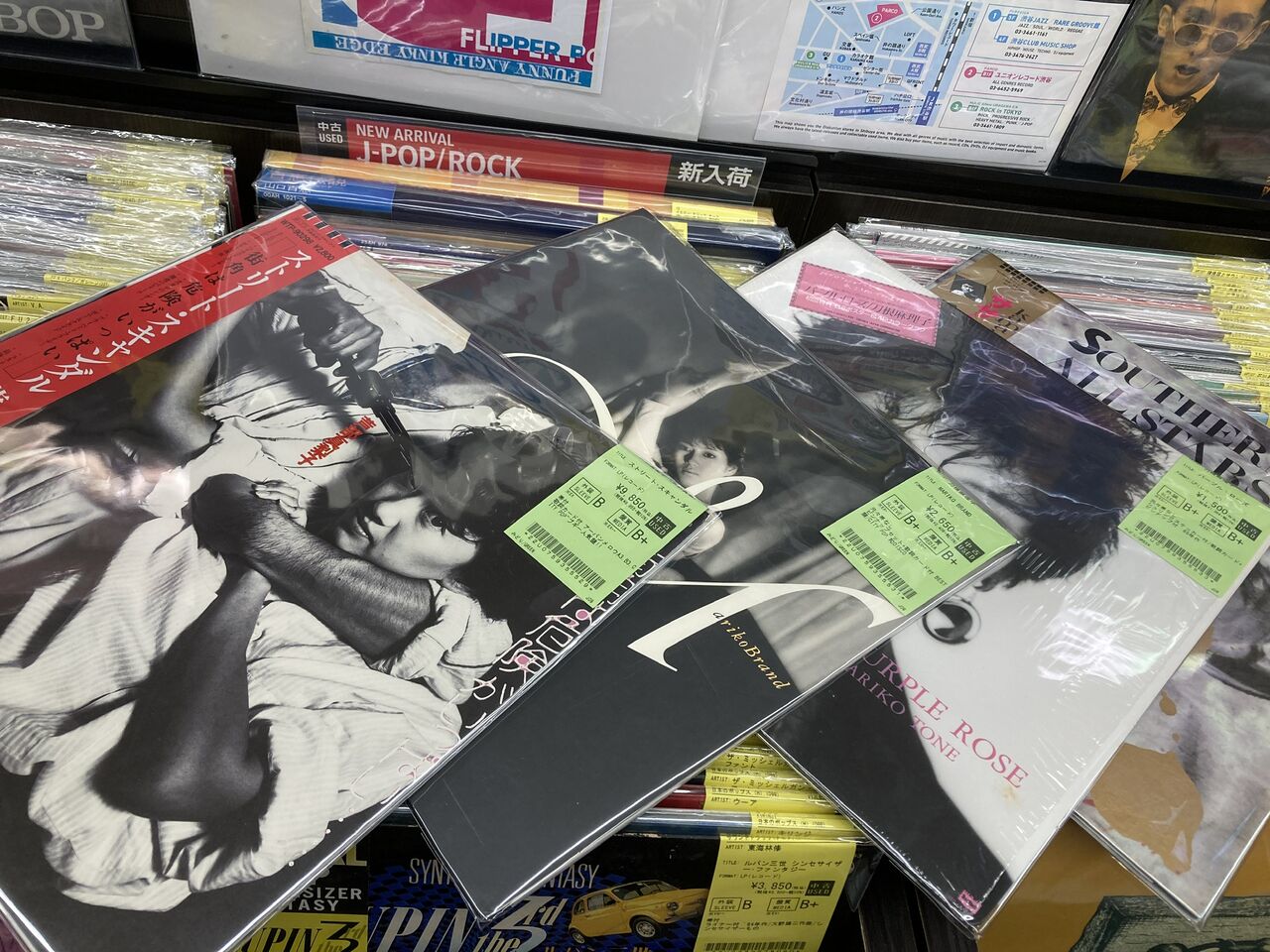 【大量】昭和レトロ 7インチ レコード まとめ売り 歌謡曲 ロック a0641 10/3(土)J-POP中古レコード入荷情報】懐かしの昭和歌謡が大量入荷致し