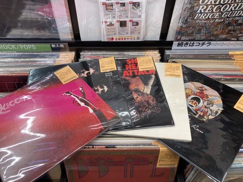 10/9(水)ROCK中古レコード新入荷情報】QUEEN,VAN HALEN中心に国内盤