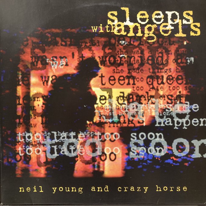 8/31(日)中古新入荷情報】緊急開催！！NEIL YOUNG関連作品がまとまって