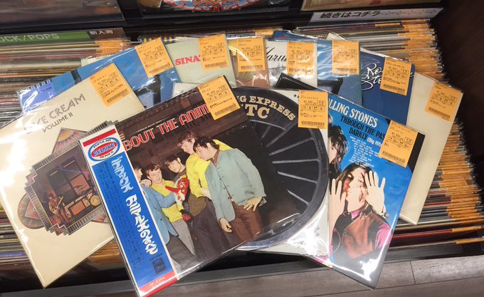 [輸入盤LPレコード][新品]Levellers / Together All The Way (Colored Vinyl) (Red)(2023/6/9発売) 7⁄18(金)「中古レコード放出週間最終日！！～ROCK新着アナログ情報