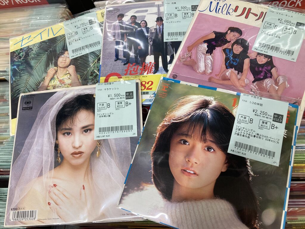 7/6(月)日本のロック/ポップス中古レコード新入荷情報】明日は七夕