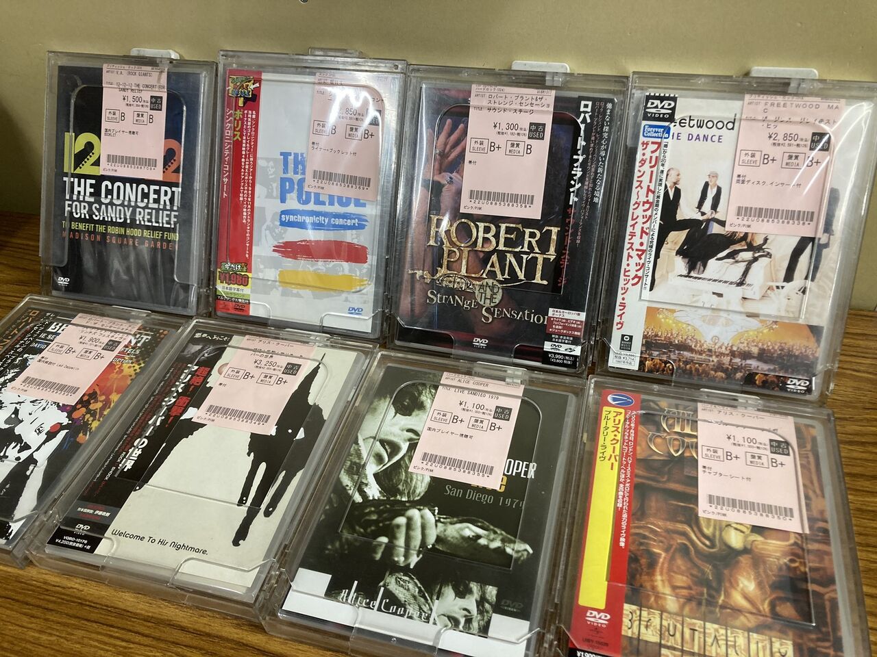 3/14(土)中古DVD媒体入荷情報】ライブDVDが40枚OVERで一挙入荷