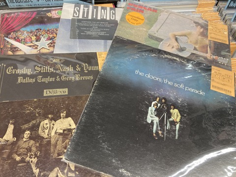 12/11(月) ROCK中古レコード新入荷情報】60~80's ROCK定番