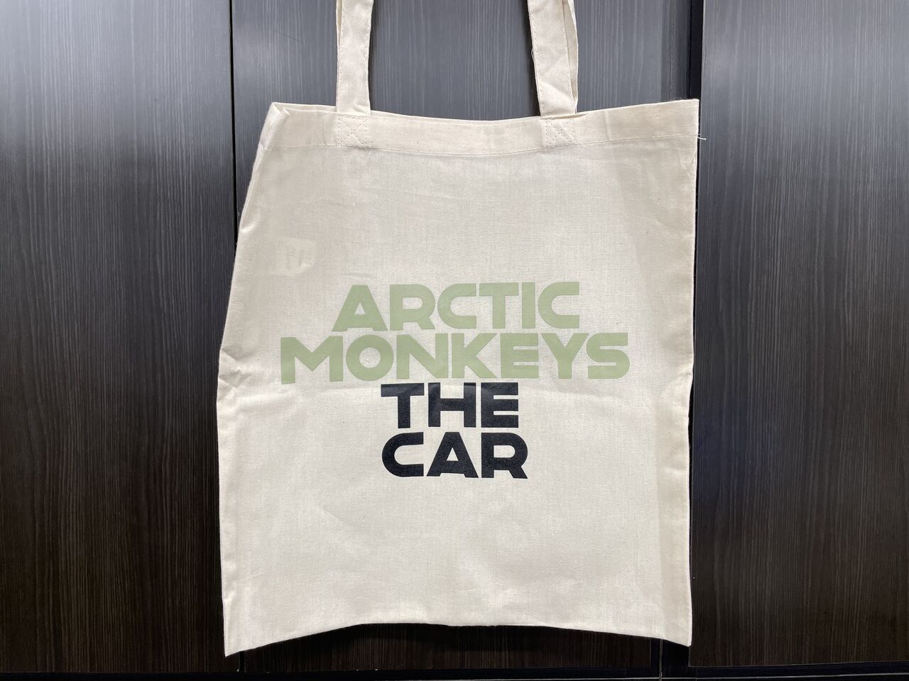 デビュー作からすべてのアルバムで全英1位を記録するなど、名実ともに