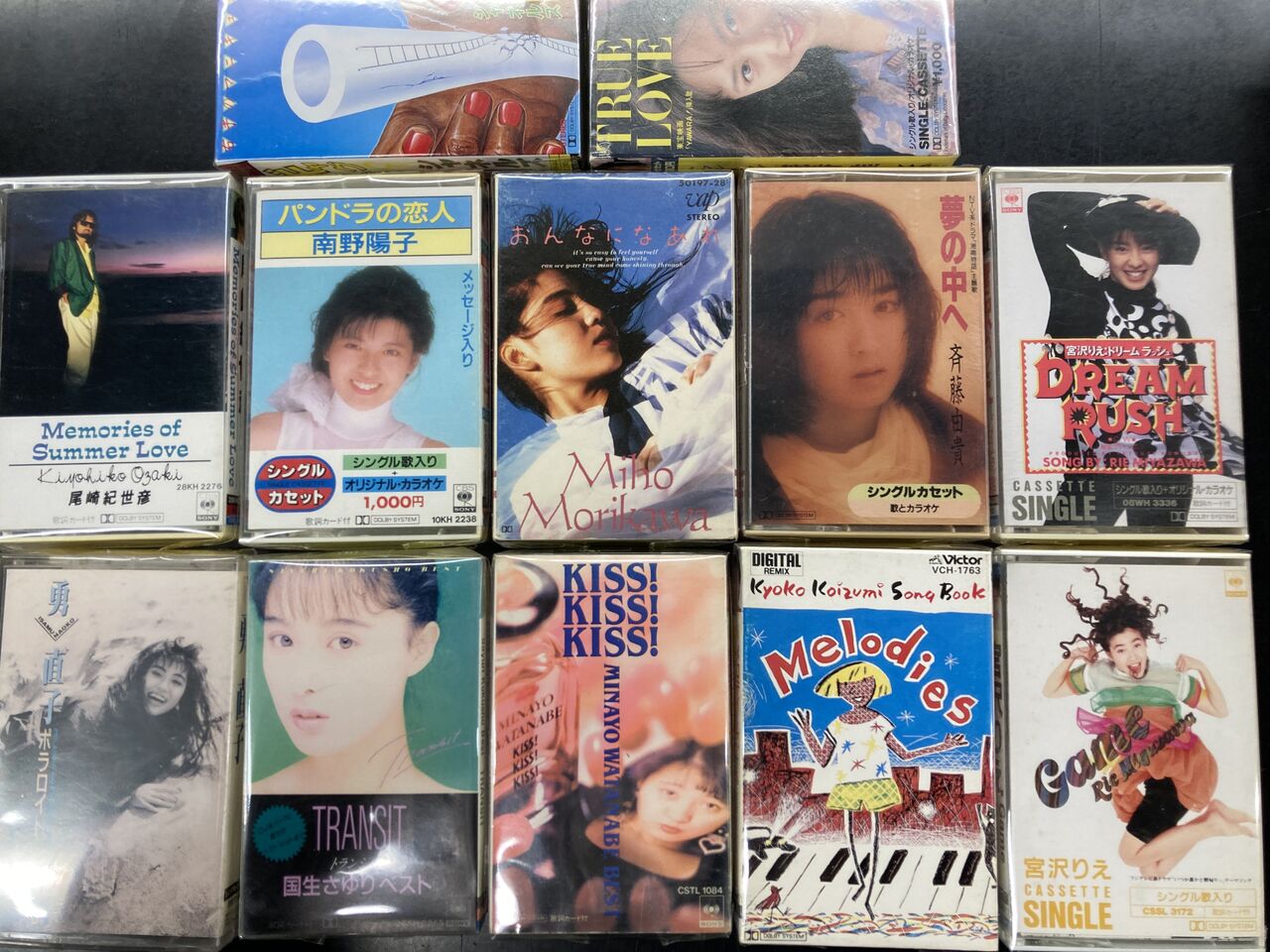 1/18(土)中古商品入荷情報《80年代アイドルカセットテープまとめ