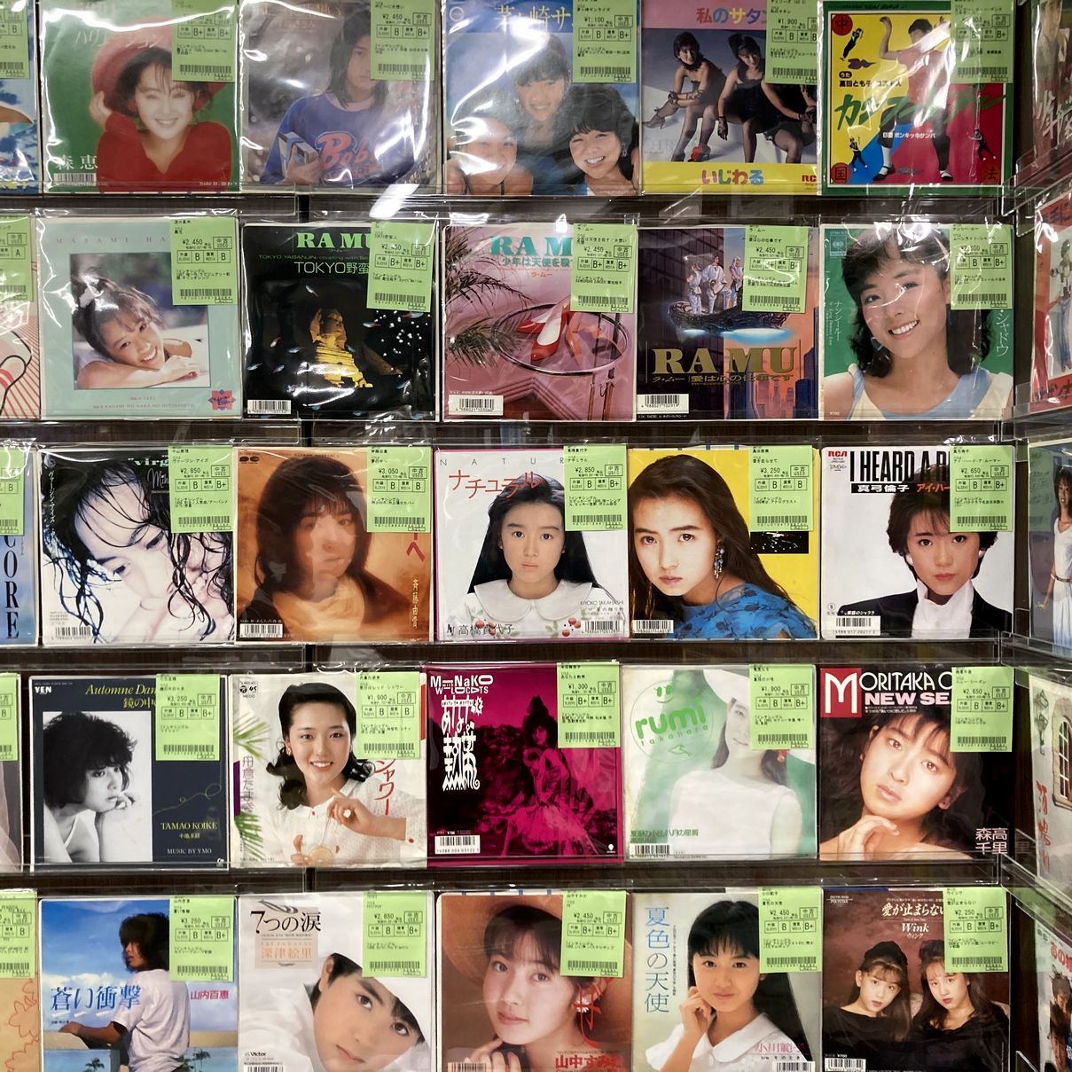 10/2(水)中古レコード入荷情報!!《80年代アイドル7インチ多数 10/2(水)中古レコード入荷情報!!《80年代アイドル7インチ多数