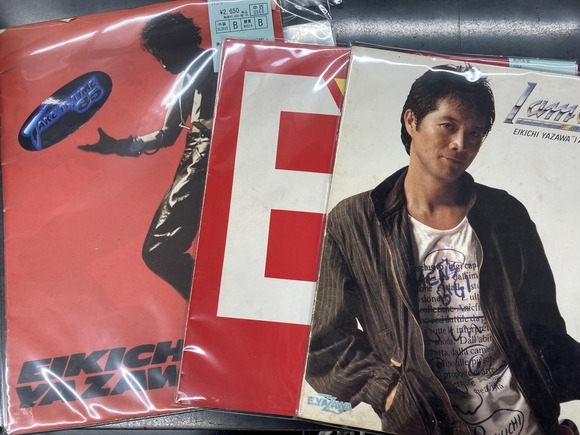 矢沢永吉 ツアーパンフ ’91’92 B2サイズ 矢沢永吉 ツアーパンフ '91'92 B2サイズ 矢沢永吉 ツアーパンフ