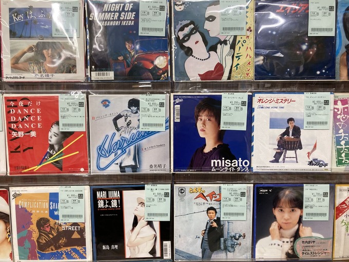 2/25(水)中古レコード入荷情報!!《シングル盤100枚放出!!》 : ディスク