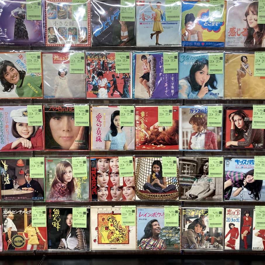 1/5(月)中古レコード入荷情報!!《ガールズ歌謡シングル盤250枚以上