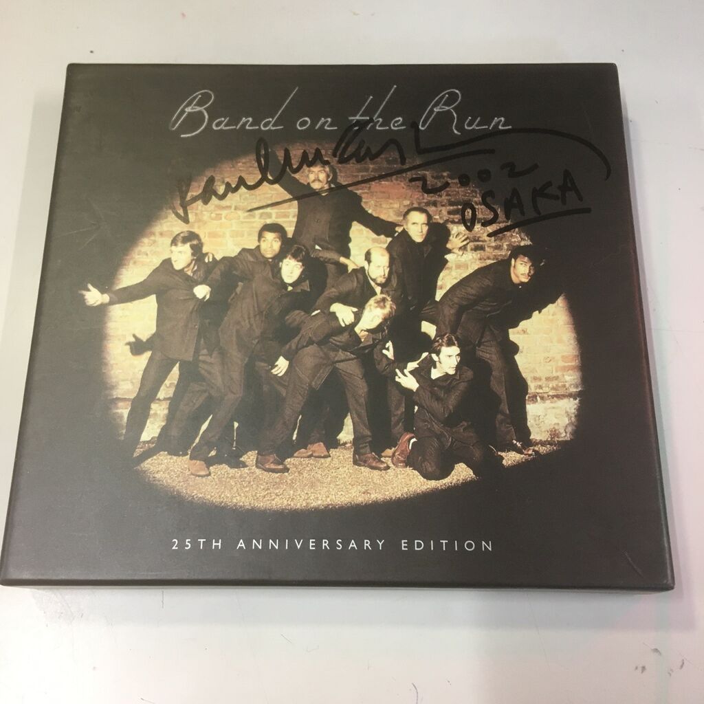 ポール直筆サイン入り! BAND ON THE RUN : ディスクユニオン新宿 ポール直筆サイン入り! BAND ON THE RUN : ディスクユニオン新宿