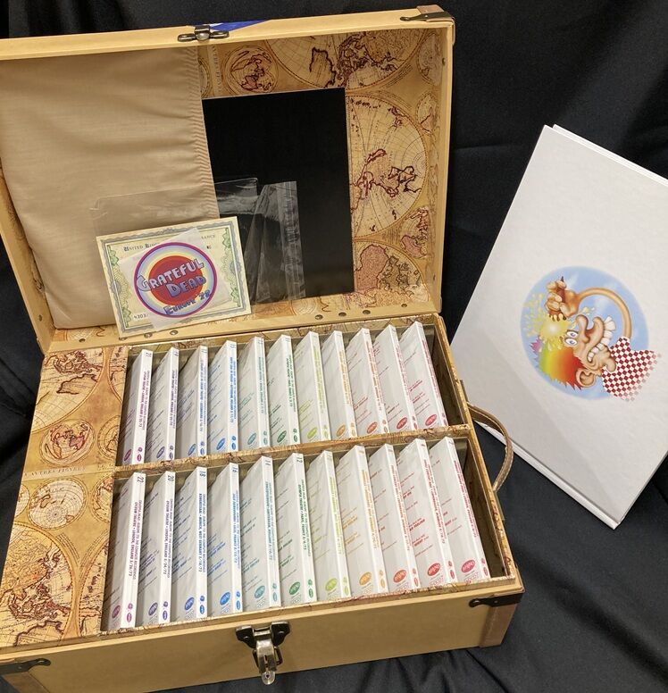 5/1(金) GRATEFUL DEAD！トランクケース型BOX入荷致しました
