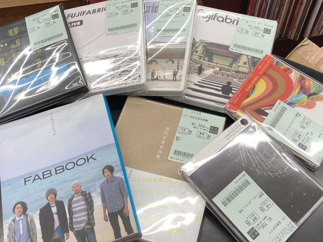 2026年8月3日(月) 新着中古CDが入荷♪ほかDVD,書籍もございます