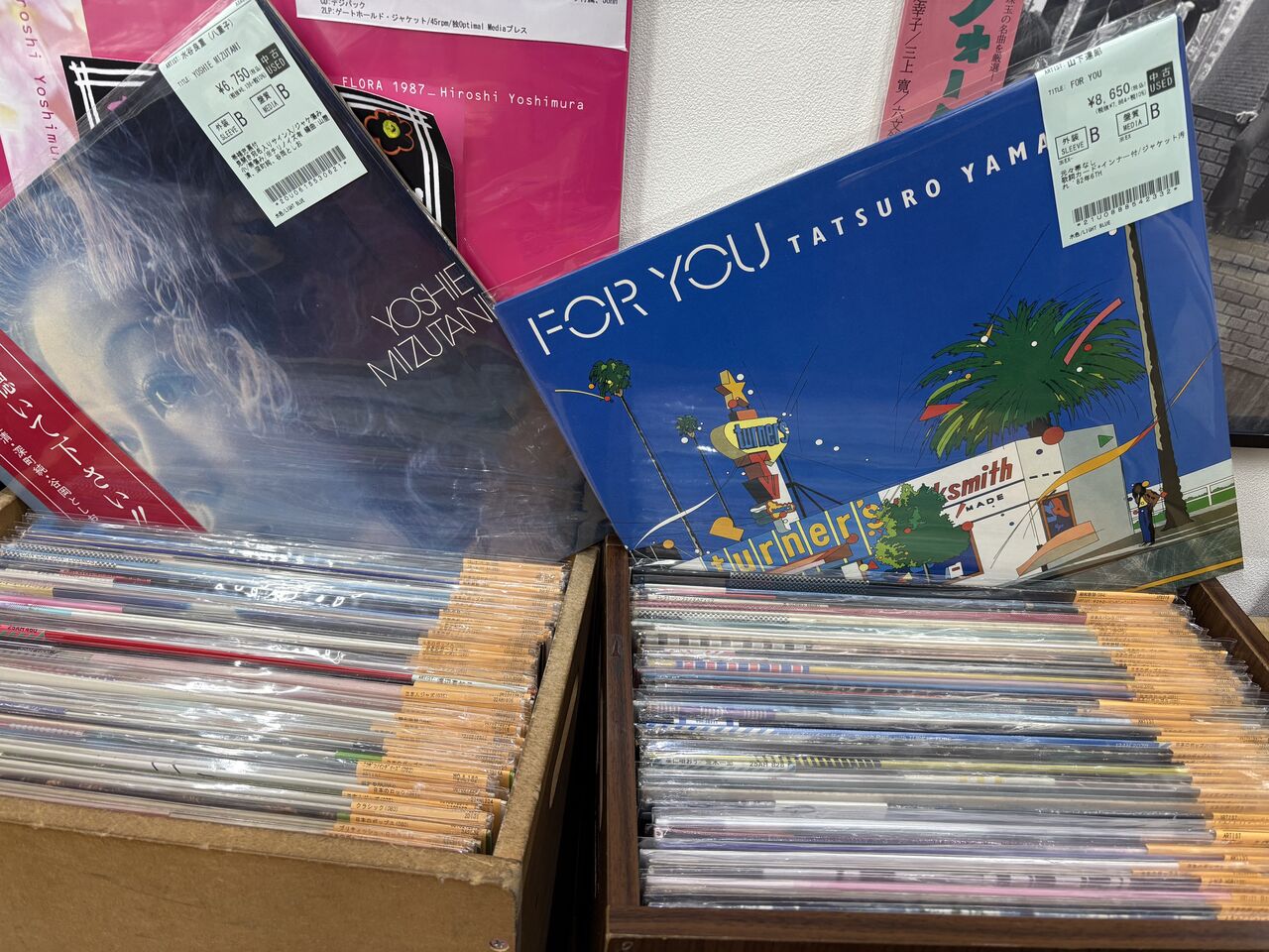 V.A. Here Comes The Summer LP アナログ　レコード V.A. Here Comes The Summer LP アナログ レコード