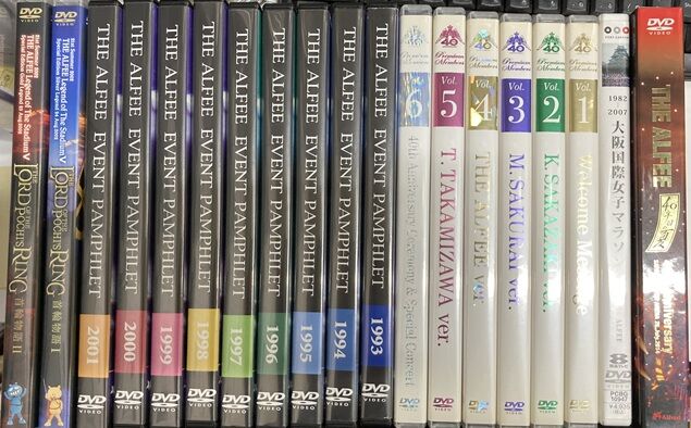 美品 THE ALFEE DVD 6枚セット 2005年 ライブ 夏イベ 貴重 6/4(木) THE ALFEE 夏のイベントDVDパンフ中心に、中古DVDまとめて40枚