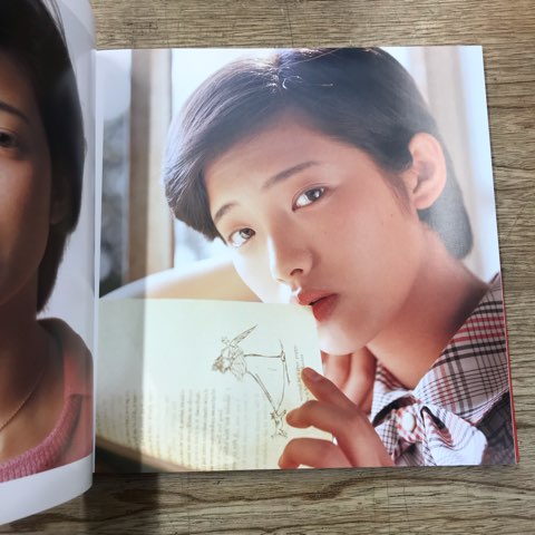 ●山口百恵 豪華写真集「完全記録」受注生産 限定予約発売 SOLD OUT ソニー・マガジン ソニー・ミュージック