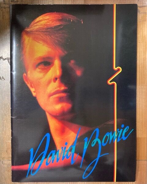 V&A David Bowie is here デヴィッド・ボウイ ポスター V&A David Bowie is here デヴィッド・ボウイ ポスター V&A David