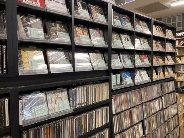 Gianni Togni 廃盤CD 2010リマスター盤 4枚セット 新品未開封 Gianni Togni 廃盤CD 2010リマスター盤 4枚セット 新品未開封 中古CD