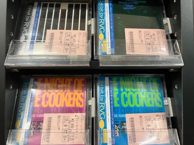 hollow CDのみ 3枚 中古CD】紙ジャケ約300枚出展!RVGリマスター/廃盤/高音質盤など