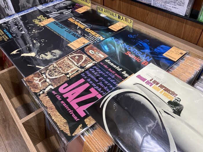 ☆オンラインショップ出品☆6/17(水)新着中古レコード出品情報