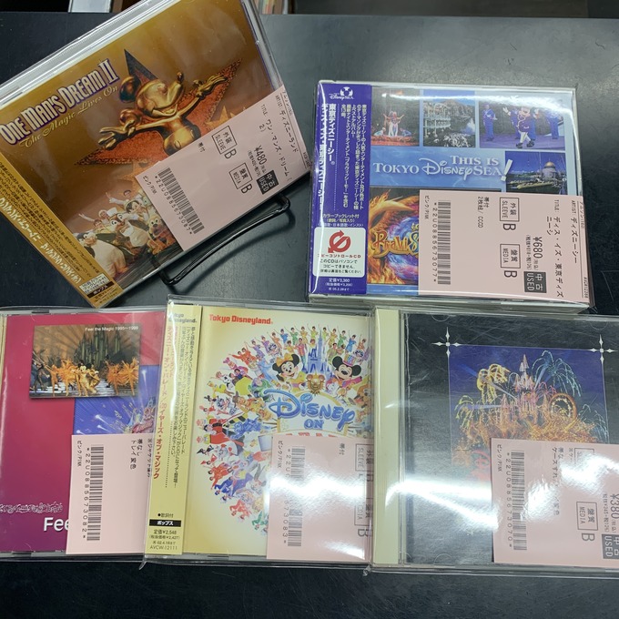 🐭3/26 (木)中古CD入荷情報🐭ディズニーランド関連CDがまとまって入荷