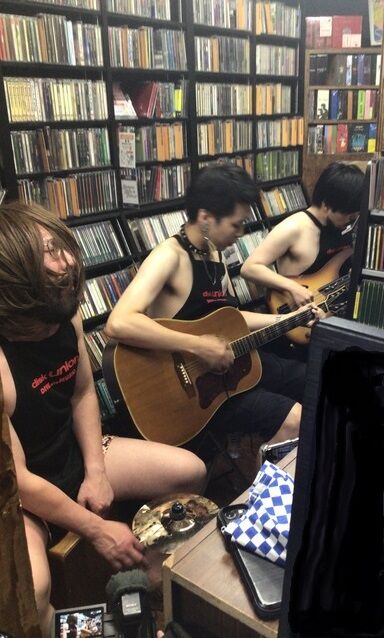 イベント大盛況で終了です】インストア限定特典有り！全御遺体刮目せよ