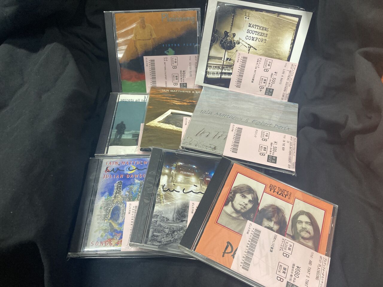 中古CD】ジェネシス旧規格帯付やIAN MATTHEWS関連まとまって入荷しま