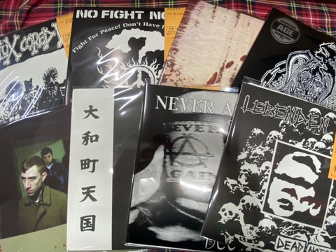 ⭕️新品⭕️ 狂人病　『復活』　10曲入り 7インチ レコード パンク PUNK ⭕️新品⭕️ 狂人病 『復活』 10曲入り 7インチ レコード