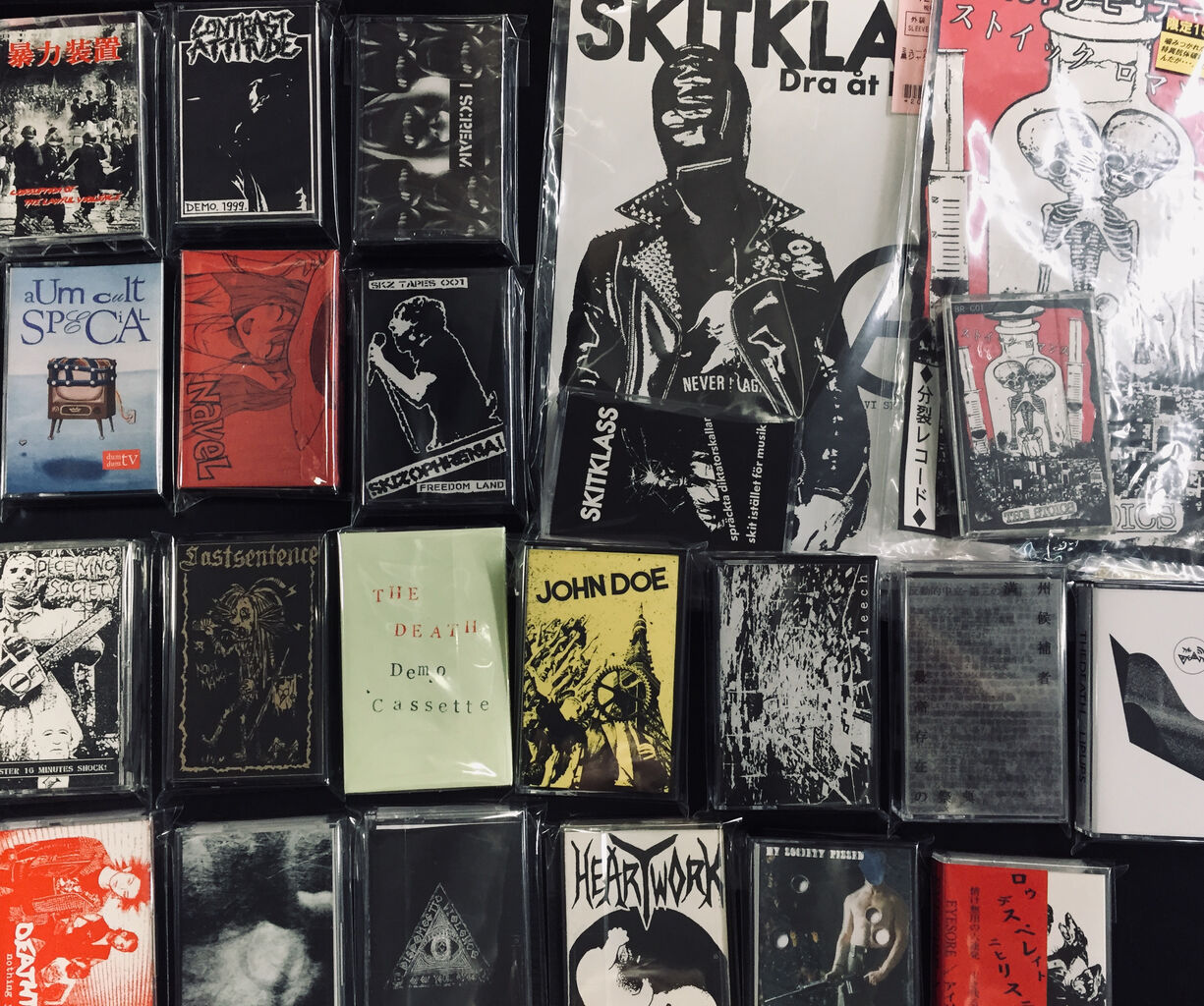 日本のHARDCOREやCRUSTなどの中古CASSETTE TAPEがまとまって入荷