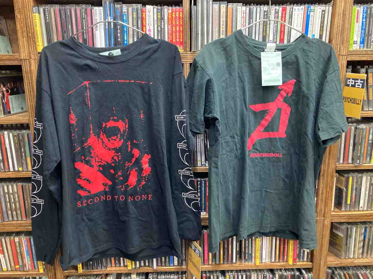 希少 新品未使用！ back number 【インディーズ】2010 Tシャツ 希少 新品未使用！ back number 【インディーズ】2010 Tシャツ