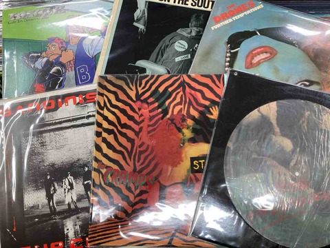 70's/GARAGE多めで中古レコードがドカッと入荷!! : ディスク