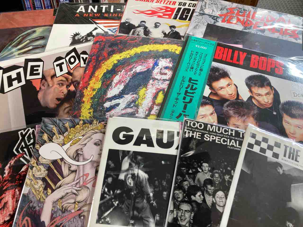 HC/Oiなどの中古レコードがまとまって入荷いたしました！ : ディスク