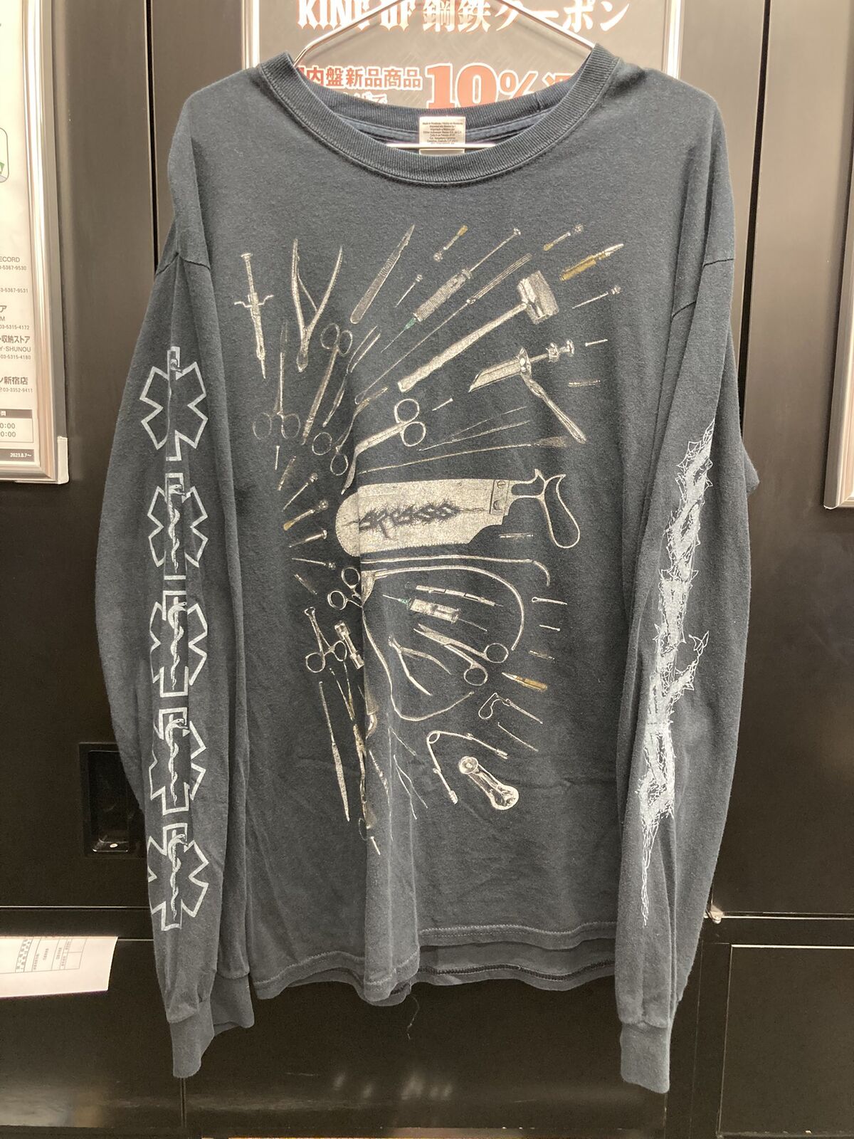 CARCASSの医療器具デザインロンTやDEVOURMENT、MORTIFY 等のデスメタル