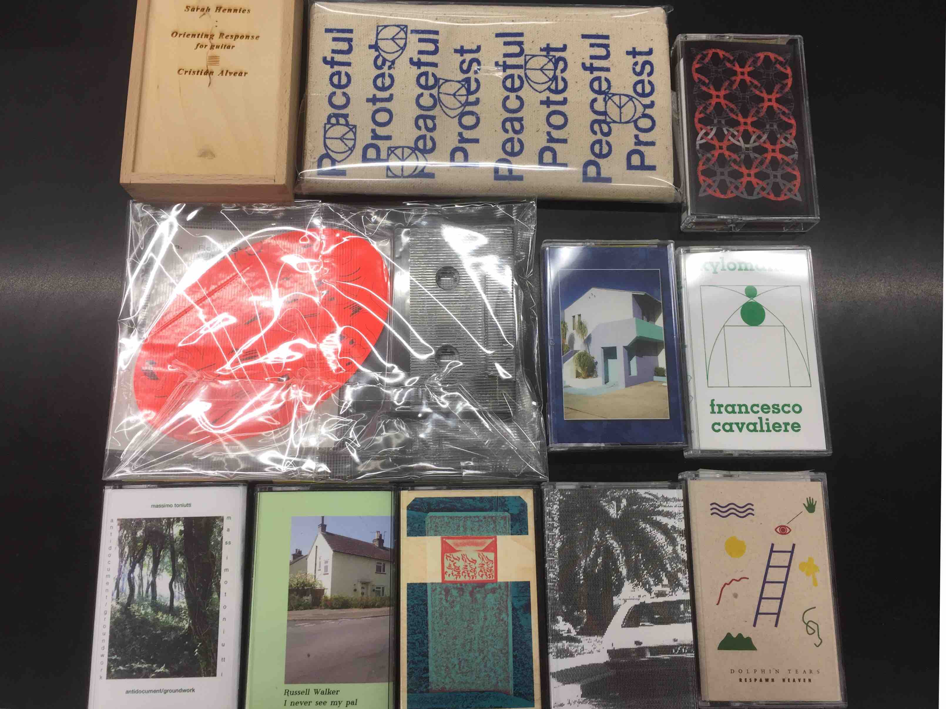 VAPORWAVE / EXPERIMENTAL 中古カセットテープ 約50本出品済み