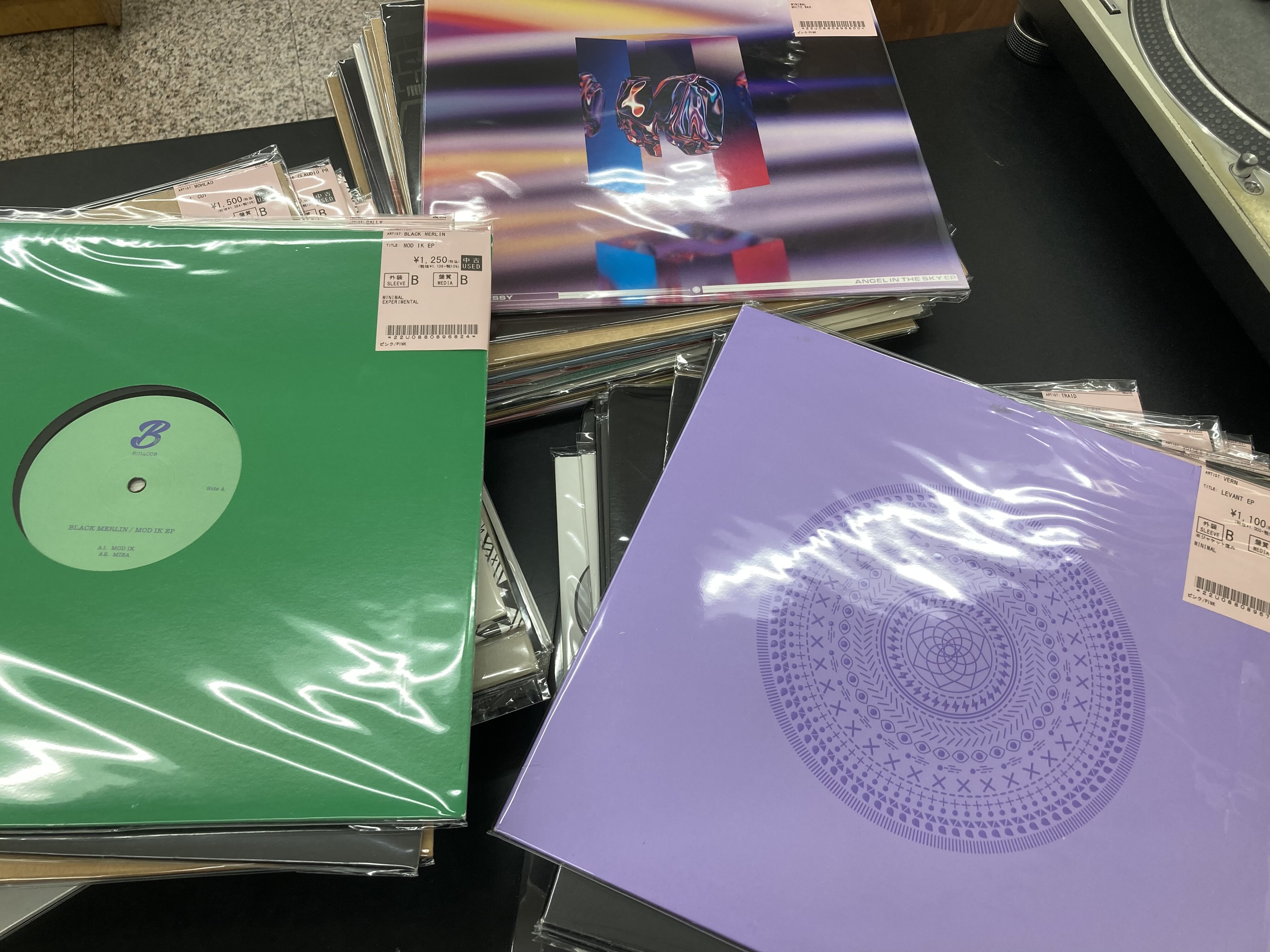 MINIMAL 中古レコード 300枚OVER出品済み。 VINYL ONLY作品、YOYAKU 