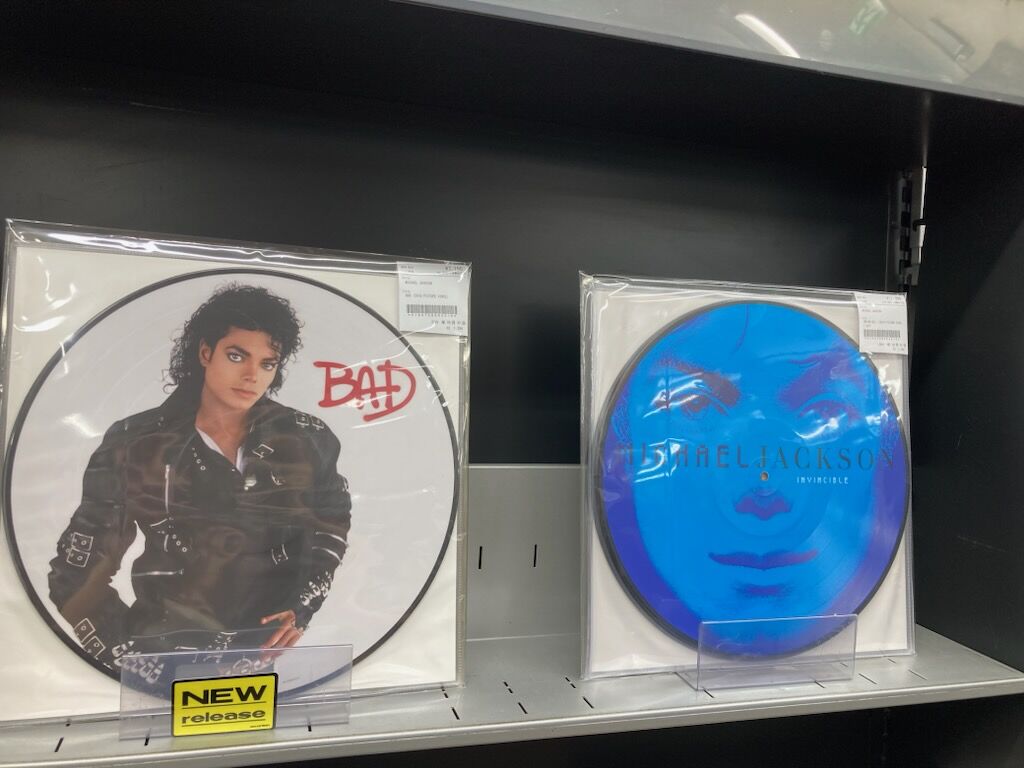 9/30(水)新品入荷情報》MICHAEL JACKSON 『Bad』 『Invincible
