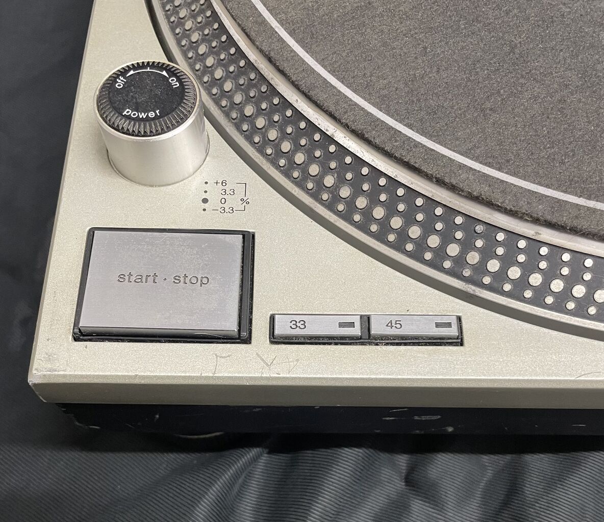 TECHNICS SL-200MK3 ターンテーブル1台 TECHNICS SL-200MK3 ターンテーブル1台 TECHNICS SL-200MK3