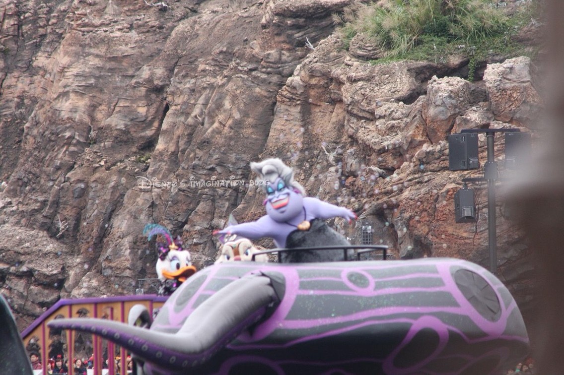 実は自分を叫んでる ヴィランズワールドでアースラの叫ぶ テンタクルス って Disney S Imagination Blog 実は自分を叫んでる ヴィランズワールドでアースラの叫ぶ テンタクルス って Disney S Imagination Blog