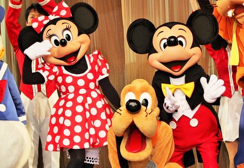 現実的 笑 ミッキー ミニーの手の指が4本の意外な理由 Disney S Imagination Blog 現実的 笑 ミッキー ミニーの手の指が4本の意外な理由 Disney S Imagination Blog