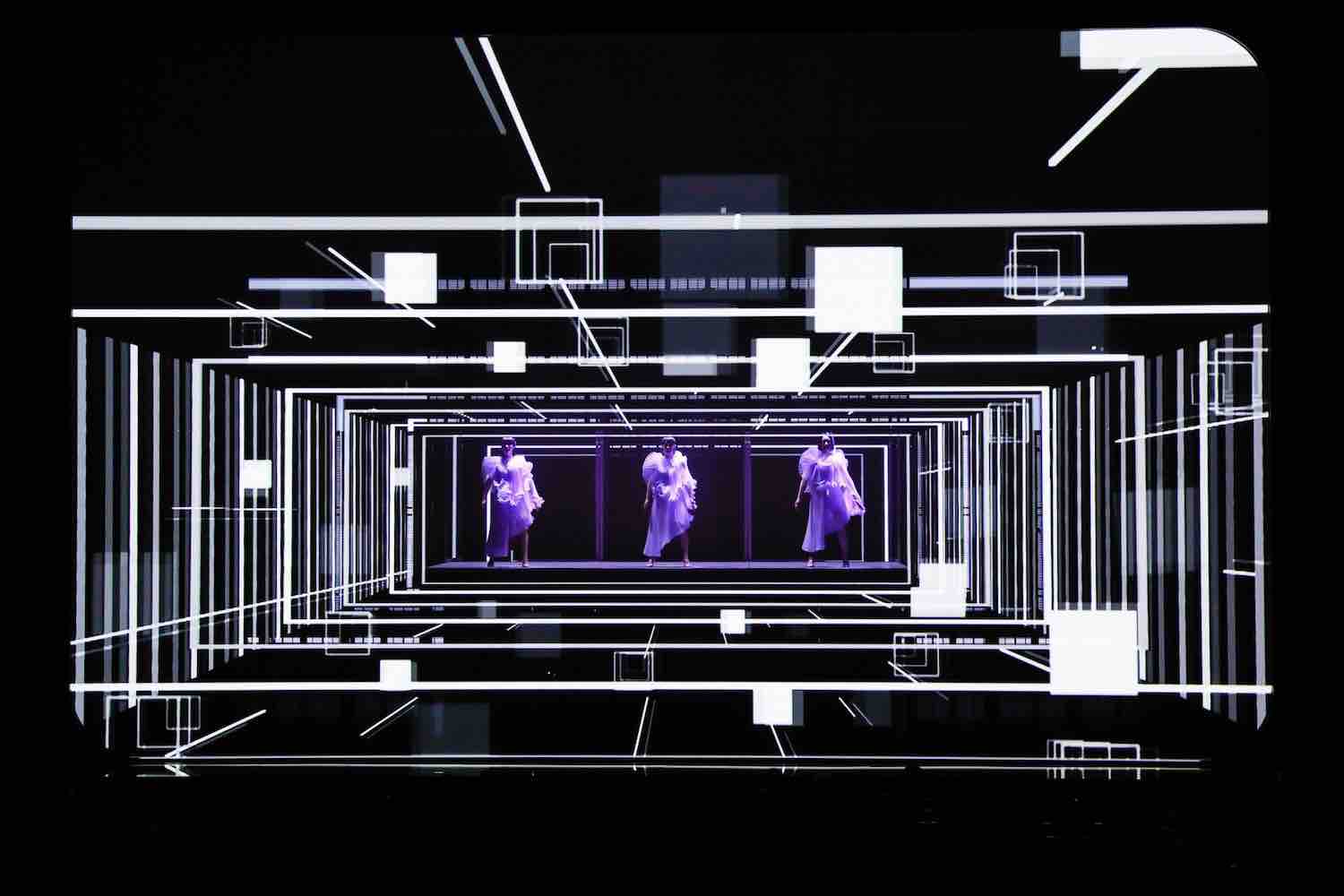 Perfume Reframe THEATER EXPERIENCE ポスター