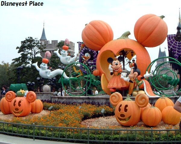TDLハロウィーン2005 1 : Disneyest Place