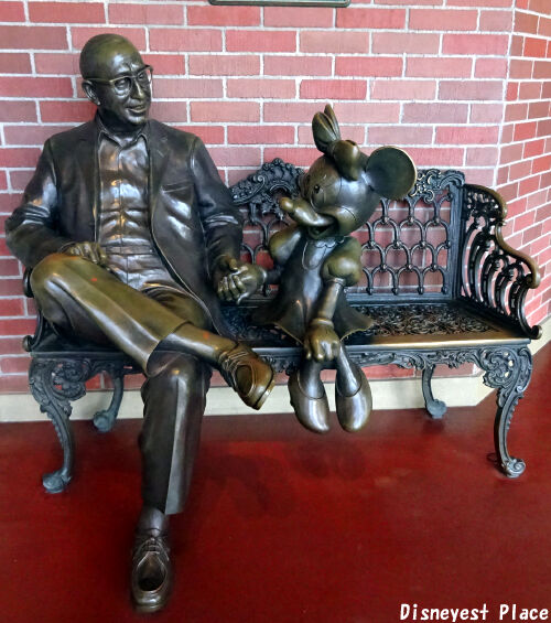 ミッキーの銅像 TDL・TDSにウォルトディズニーとミッキーのブロンズ像ができた