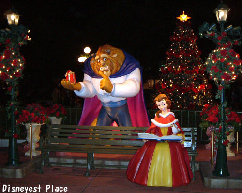Disney - クレア★TDL【2002＆2004クリスマス☆ファンタジー☆フィギュア】 宅配買取】神奈川県横浜市のお客様から2002年ディズニーランド