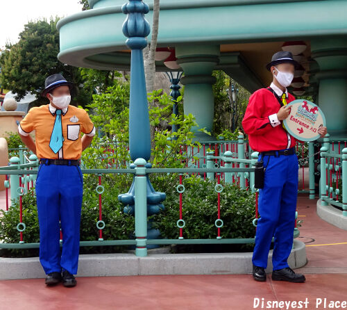 トゥーンタウン　ミニーのスタイルスタジオ　コスチューム ミニーマウスのグリーティング施設！東京ディズニーランド