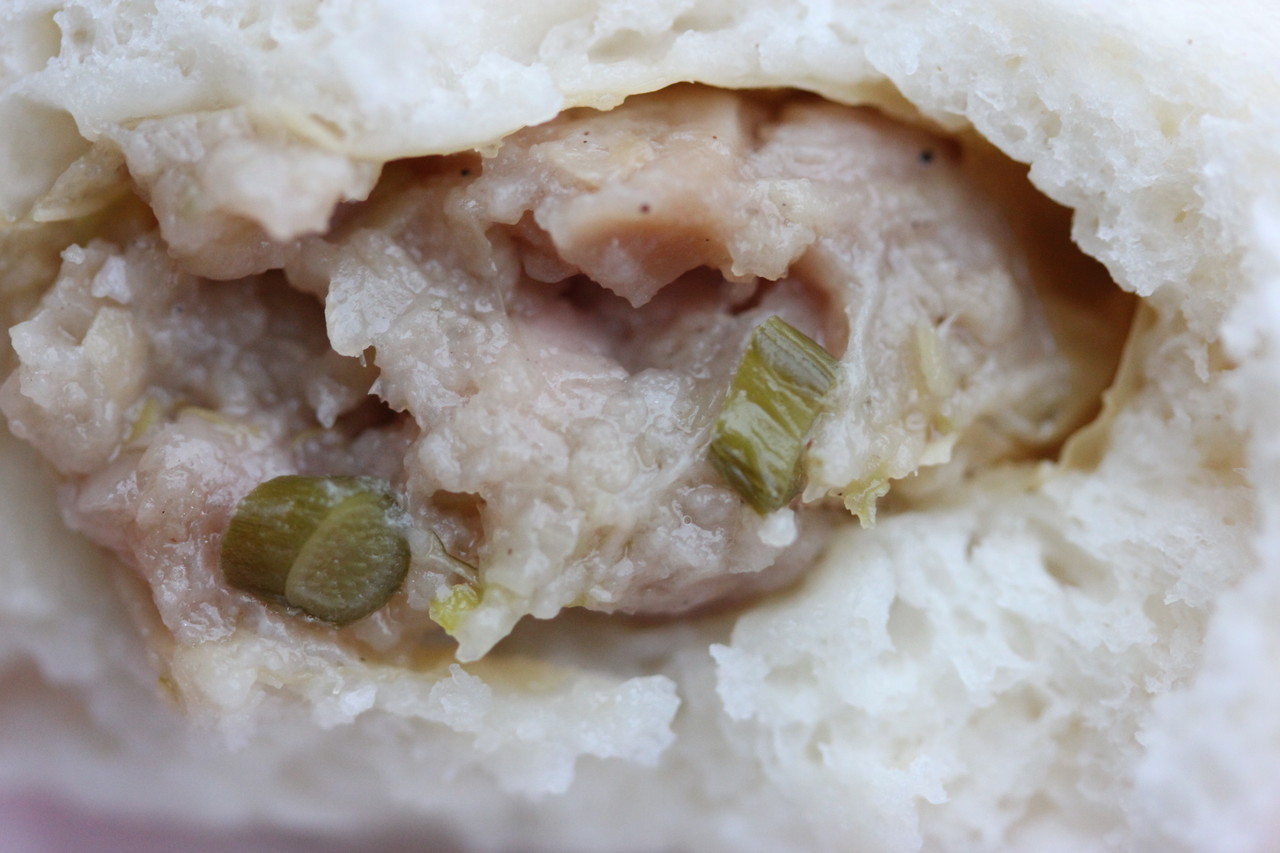 ギョウザドッグ リフレッシュメント ステーション ディズニーごはん