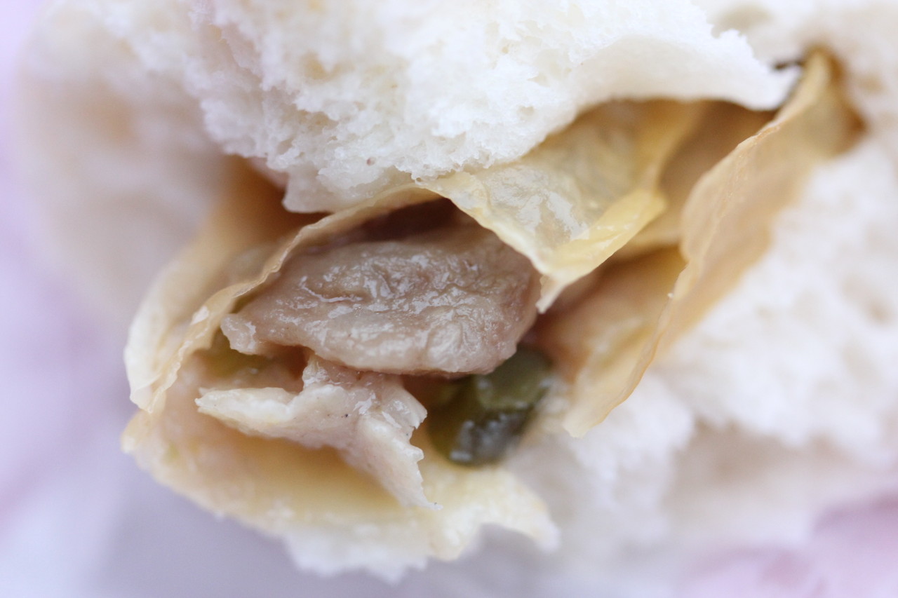 ギョウザドッグ リフレッシュメント ステーション ディズニーごはん