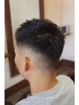 バーバー系刈上スタイルが格好いい 男 の美容室 dispatch hair バーバー系刈上スタイルが格好いい 男 の美容室 dispatch hair