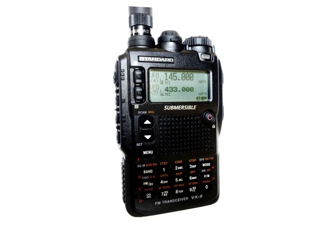 STANDARD VX-8D 接し FMトランシーバー STANDARD VX-8D 接し FMトランシーバー
